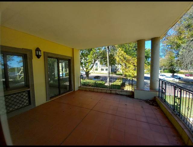 702M² OFFICE TO LET IN BRYANSTON